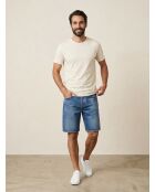 Gerade geschnittene, blau gewaschene Jeansshorts