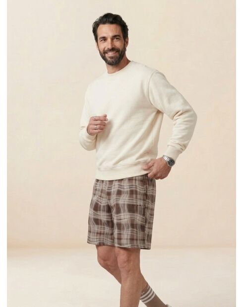 Reveal dunkelbraune karierte Shorts