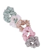 Ivoorkleurige zijden scrunchie