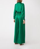 Pantalones verdes gigantes