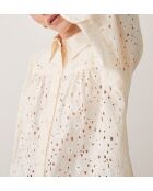 Schöne cremefarbene Bluse