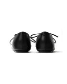 Chaussures basses en cuir A Slow Dance Away noires