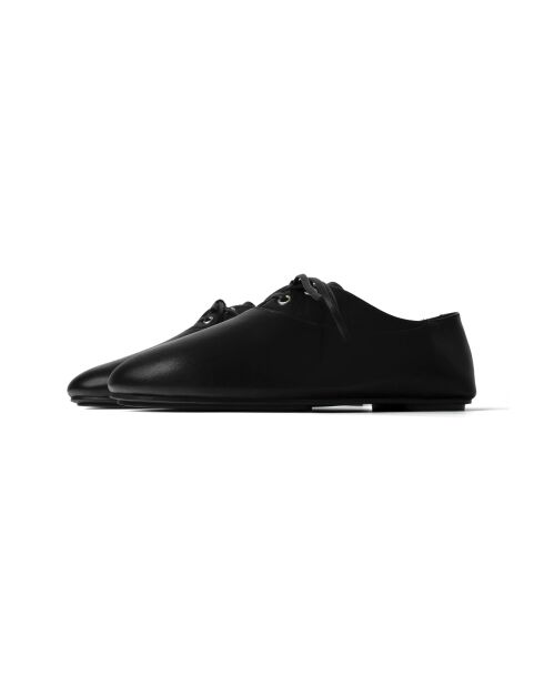 Chaussures basses en cuir A Slow Dance Away noires