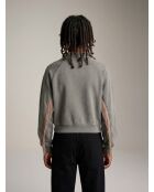 Sweat Flores black sand