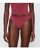 String Feel of Modal String rouge