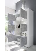 Vitrine 4 portes sans éclairage BASIC blanc laqué brillant / béton - 101.4x42x161.2 cm