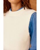Manda ecrufarbener ärmelloser Pullover