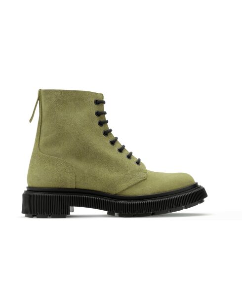 Khakifarbene Schnürstiefel aus Veloursleder