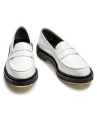 Mocassins en cuir de veau blancs