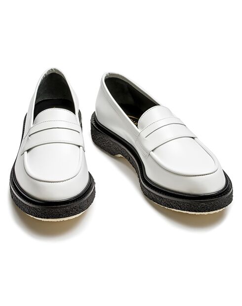 Mocassins en cuir de veau blancs