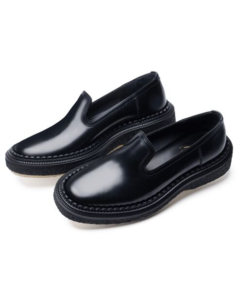 Chaussons en cuir de veau noirs