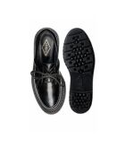 Derbys aus schwarzem Leder