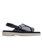 Burgunderrote Ledersandalen mit Schnalle