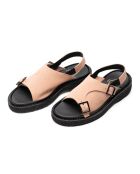 Pinke Sandalen aus Veloursleder