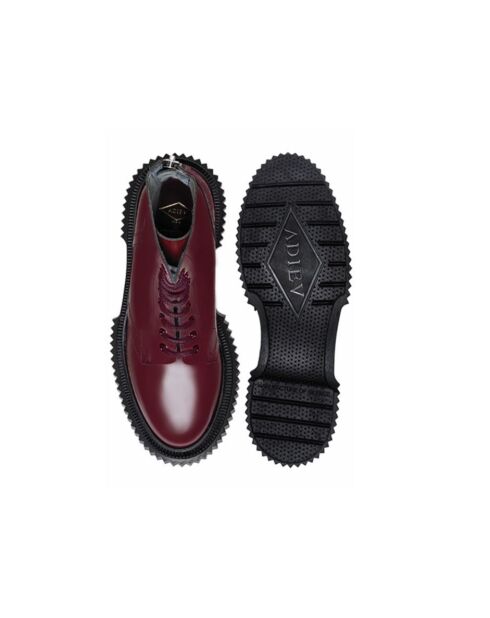 Botas de piel burdeos con cordones y cremallera