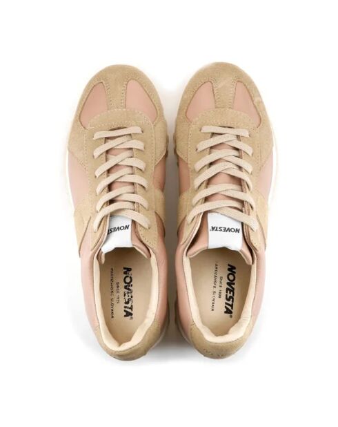 Beige leren sneakers met veters en veters in beige kleur