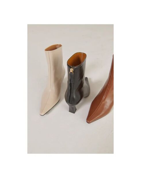 Bottines en cuir à talons caramel