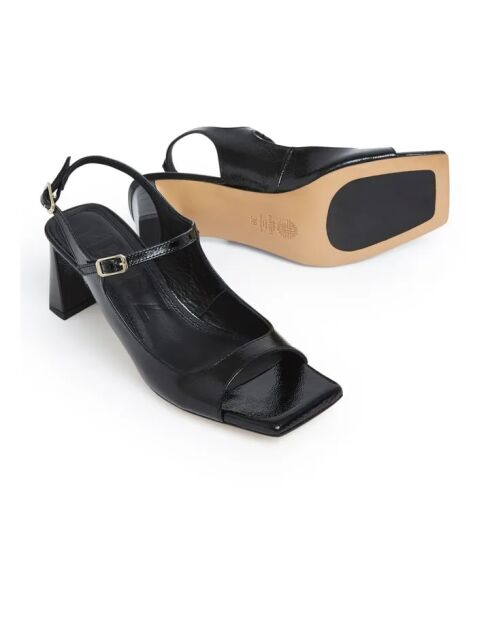 Zwarte sandalen met leren hak van Clavel