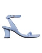 Mules en cuir Padded bleu ciel