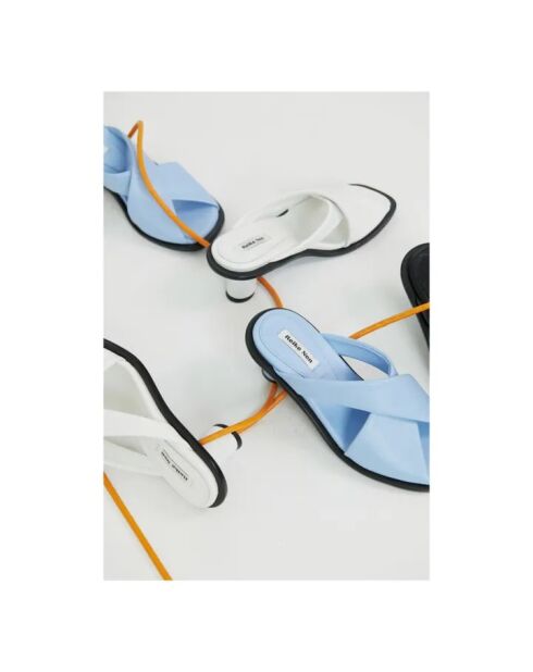 Mules en cuir Croisées bleu ciel