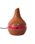 Diffusore di oli essenziali in legno chiaro a LED - 8,6x16x16 cm