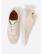 Sneeuwwitte sneakers van twee materialen