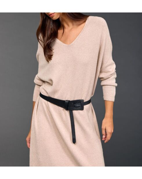 Noune en jurk