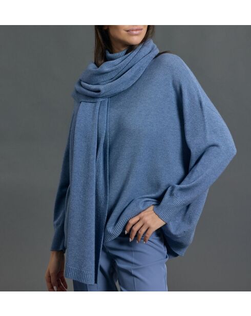 Nel blauer Schal