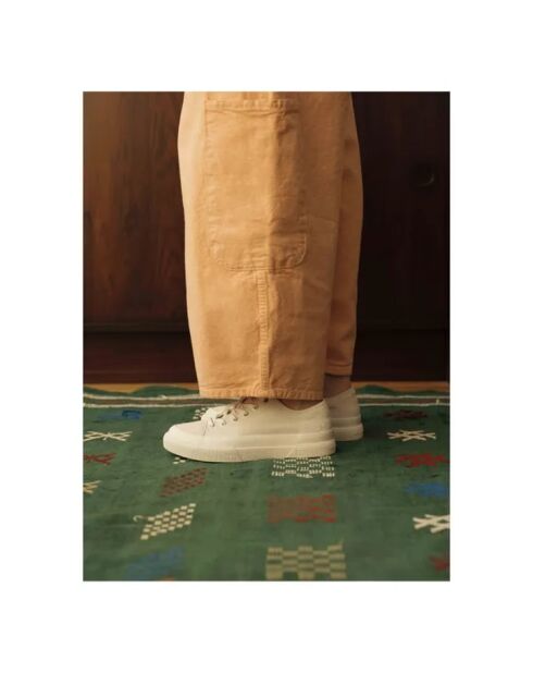 Cremefarbene Soho Sneakers