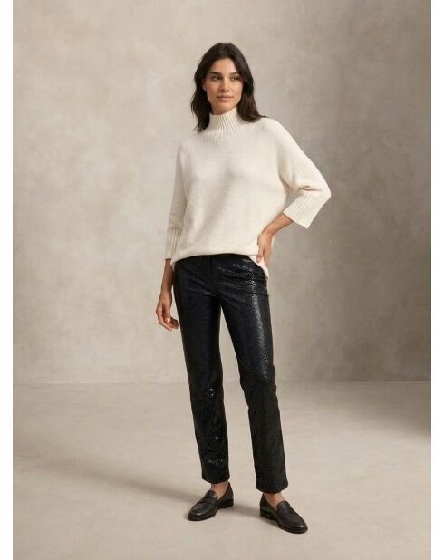 Naty ecrufarbener Pullover