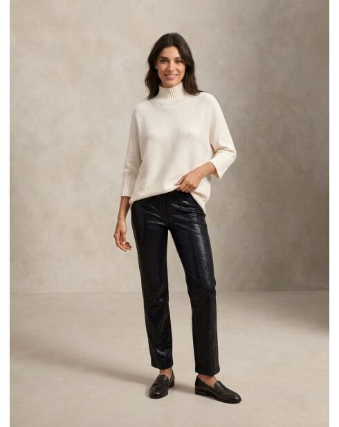 Naty ecrufarbener Pullover
