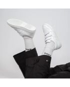 Sneakers bianche con velcro