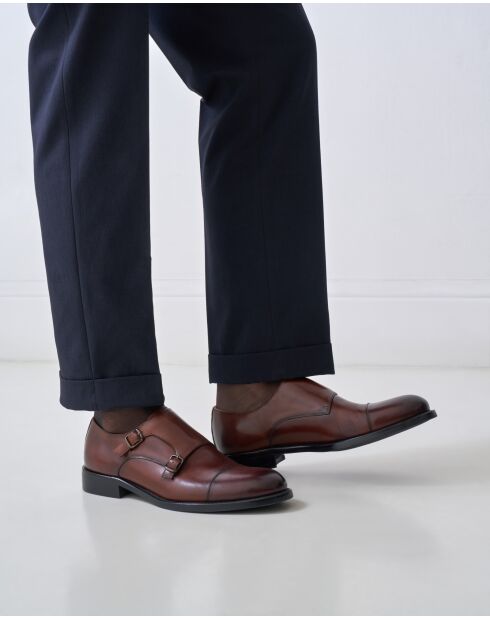 Chaussures à double boucle à bout droit en cuir brun foncé