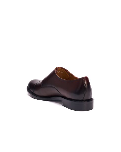 Bordeauxrode leren schoenen met rechte neus en dubbele gesp
