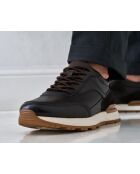 Sneakers in pelle marrone scuro