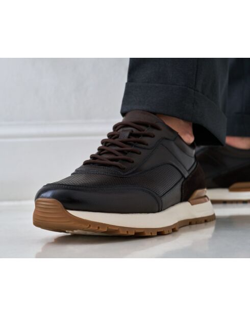 Sneakers in pelle marrone scuro
