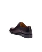 Oxfords van bordeauxrood leer met rechte neus