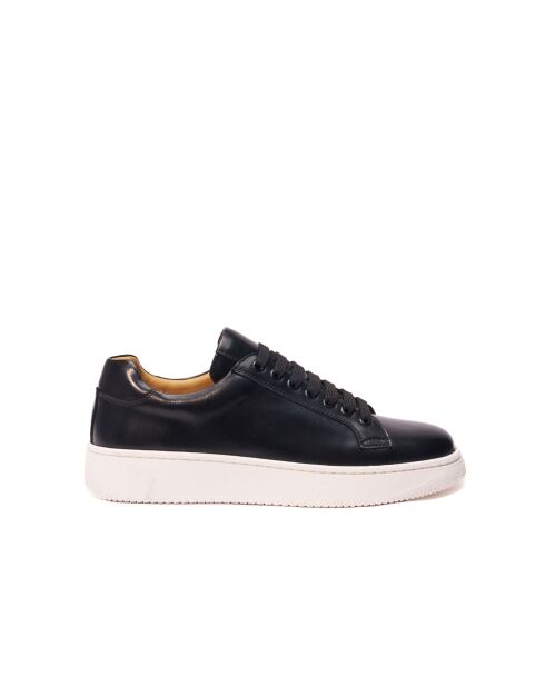 Baskets classiques en cuir noires