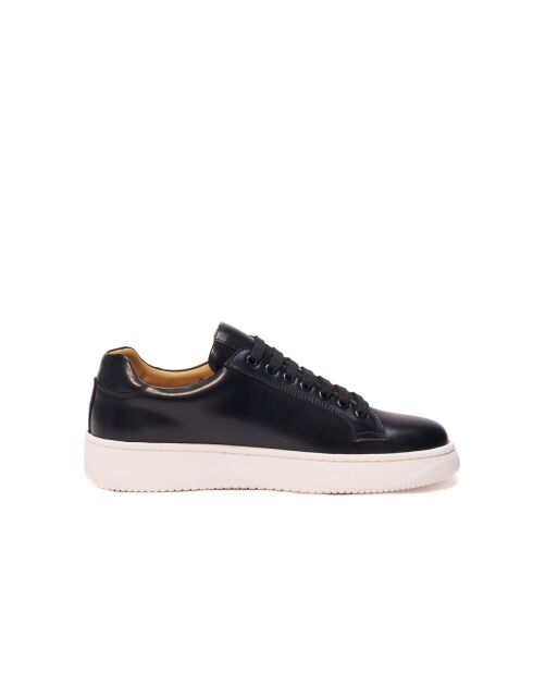 Baskets classiques en cuir noires