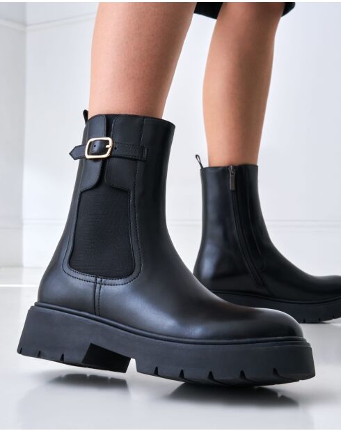 Chelsea-Stiefel aus Leder in Schwarz