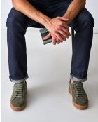 Sneakers classiche in pelle scamosciata verde tè