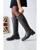 Dunkelbraune hohe Lederstiefel