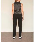 Gladis schwarze Weste