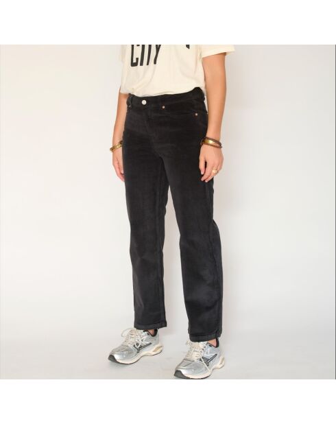 The Linda Soft Corduroy schwarze Baumwolljeans