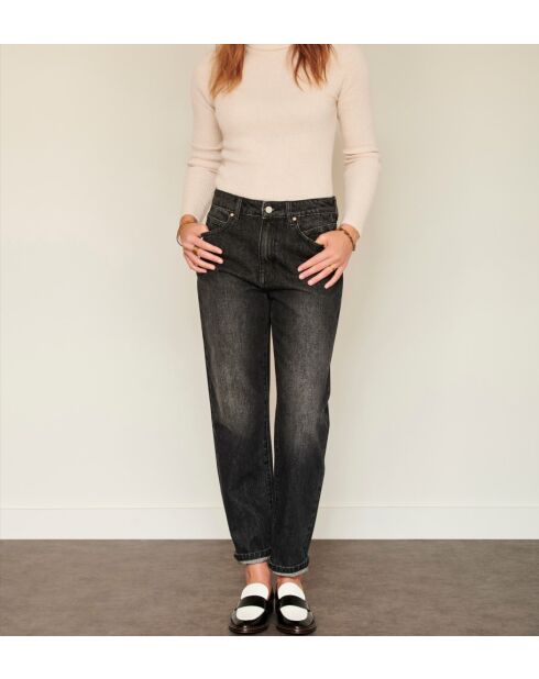 Die schwarzen Baumwolljeans von Kelly Detroit