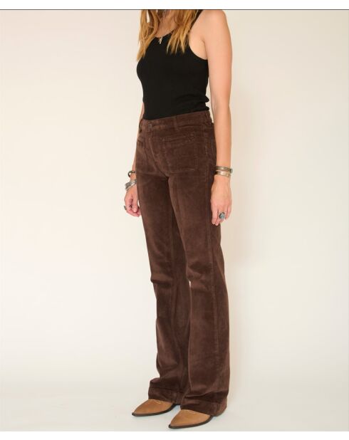 Die braunen Baumwolljeans von Diana Velvet