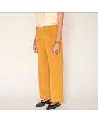 Paco Soft Cordhose aus honigfarbener Baumwolle
