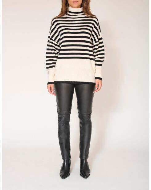 Pull en laine Kura craie