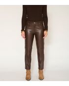 Die braune Hose Linda