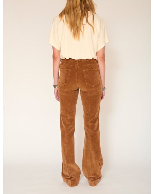Die Diana Velvet Vintage-Baumwollhose in Kamelfarben